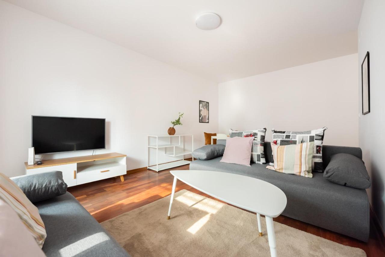 Wola Sunshine Apartment Free Parking Warsaw Exterior photo