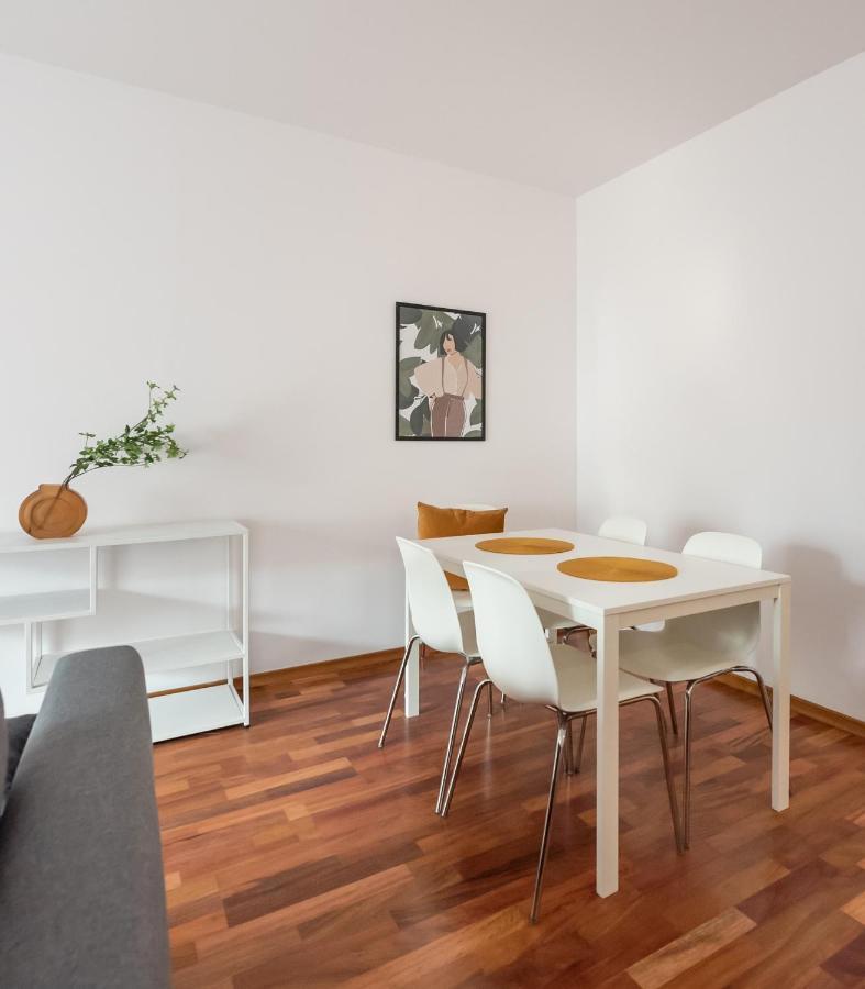 Wola Sunshine Apartment Free Parking Warsaw Exterior photo